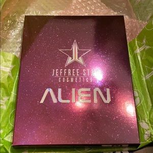Make an OFFER! Jeffree star alien palette